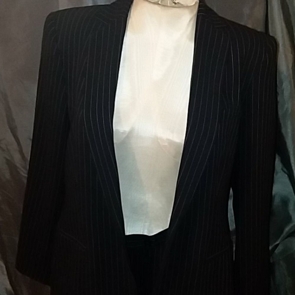 Suit
